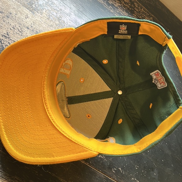 Green Bay Packer Vintage SnapBack hat - Picture 3 of 3